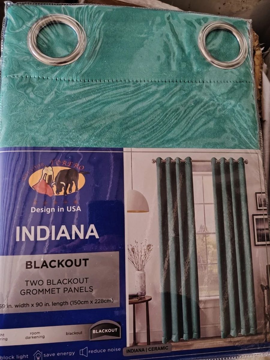 Cortina blackout Indiana · 2 paños 150×228 cm